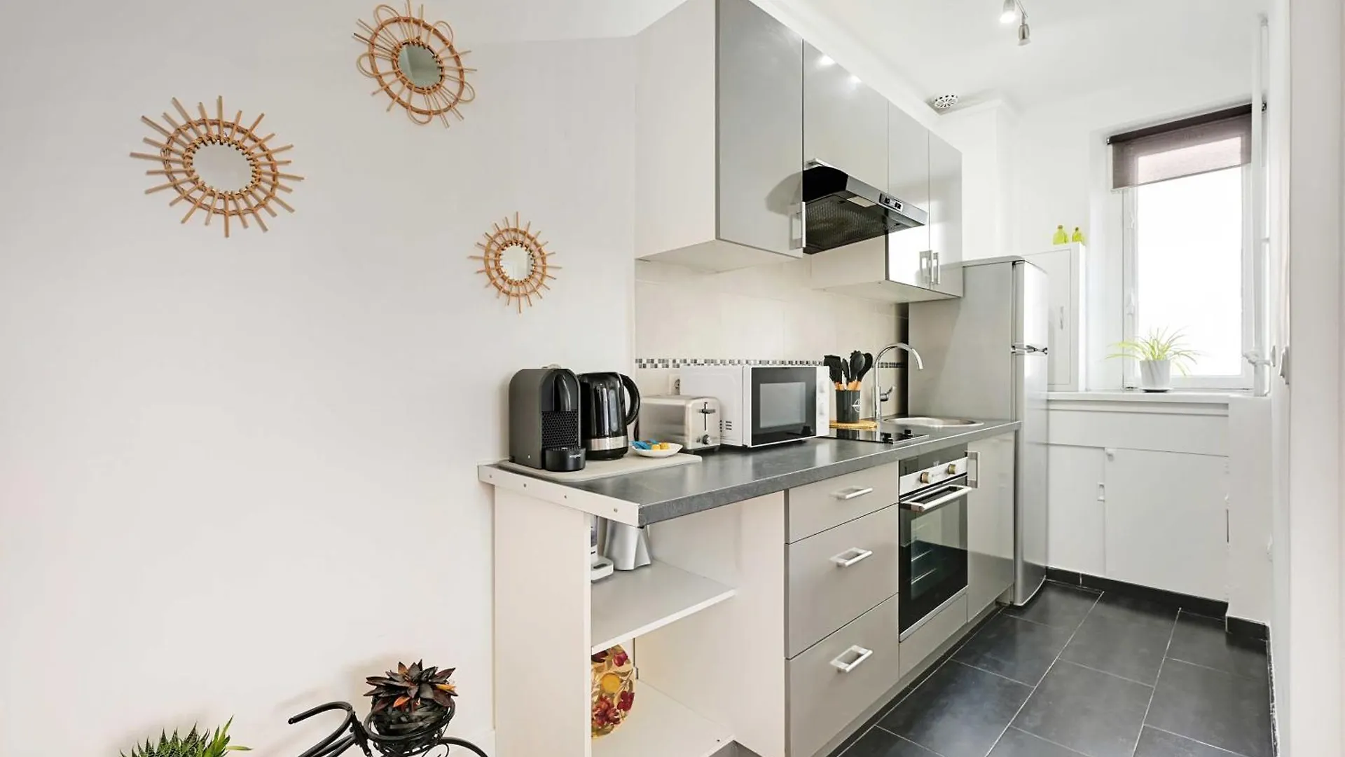 Charming Apartment -4P- Arc De Triomphe Parijs